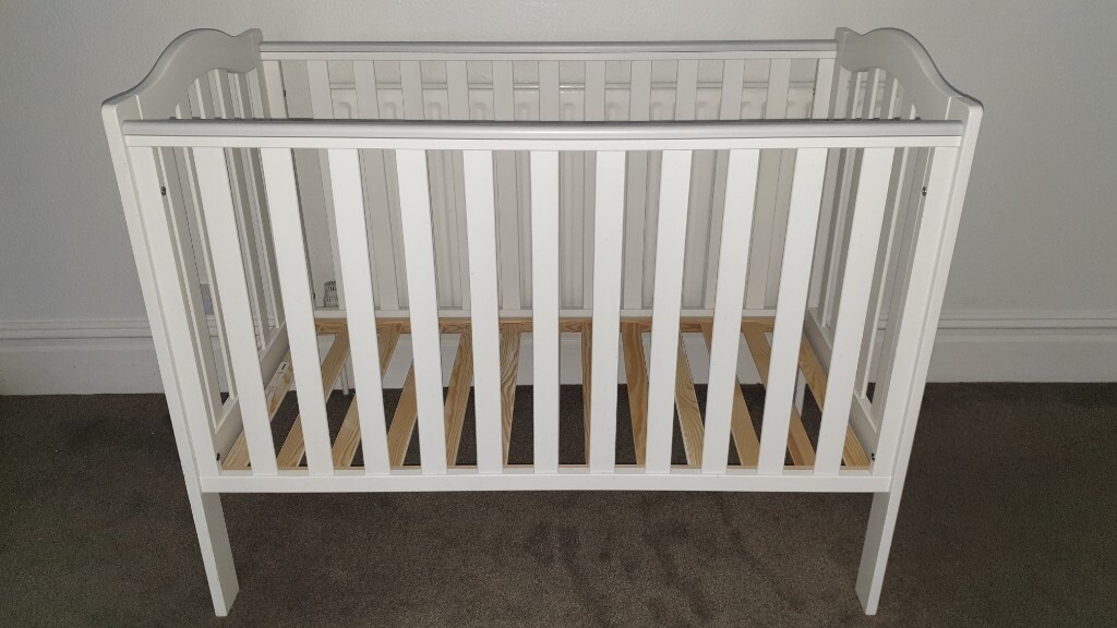 baby elegance sarah cot and mattress